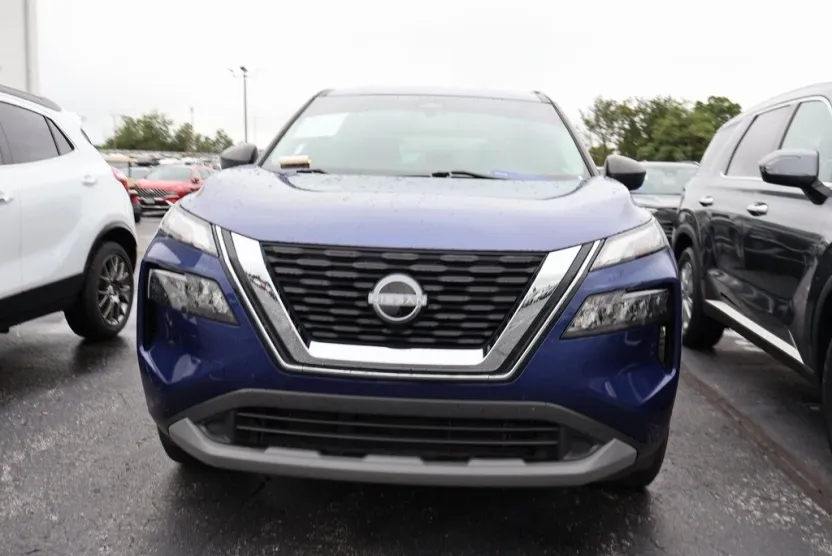 2023 Nissan Rogue S photo 1