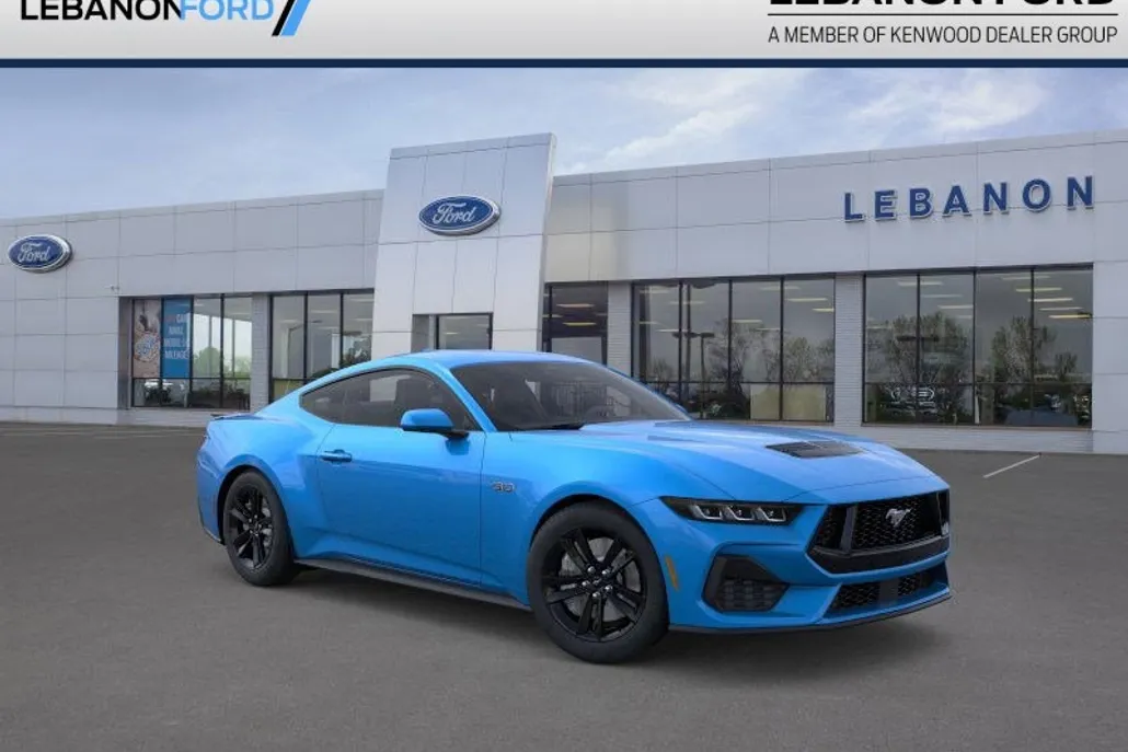 2025 Ford Mustang GT photo 1