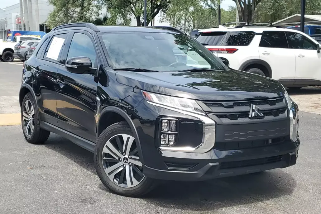 2023 Mitsubishi Outlander Sport GT photo 1