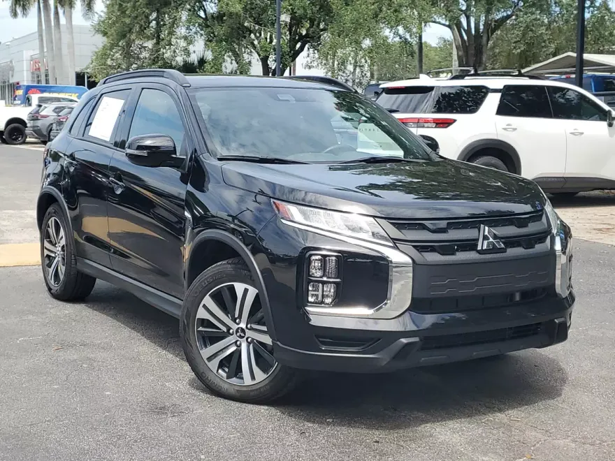 2023 Mitsubishi Outlander Sport GT photo 1