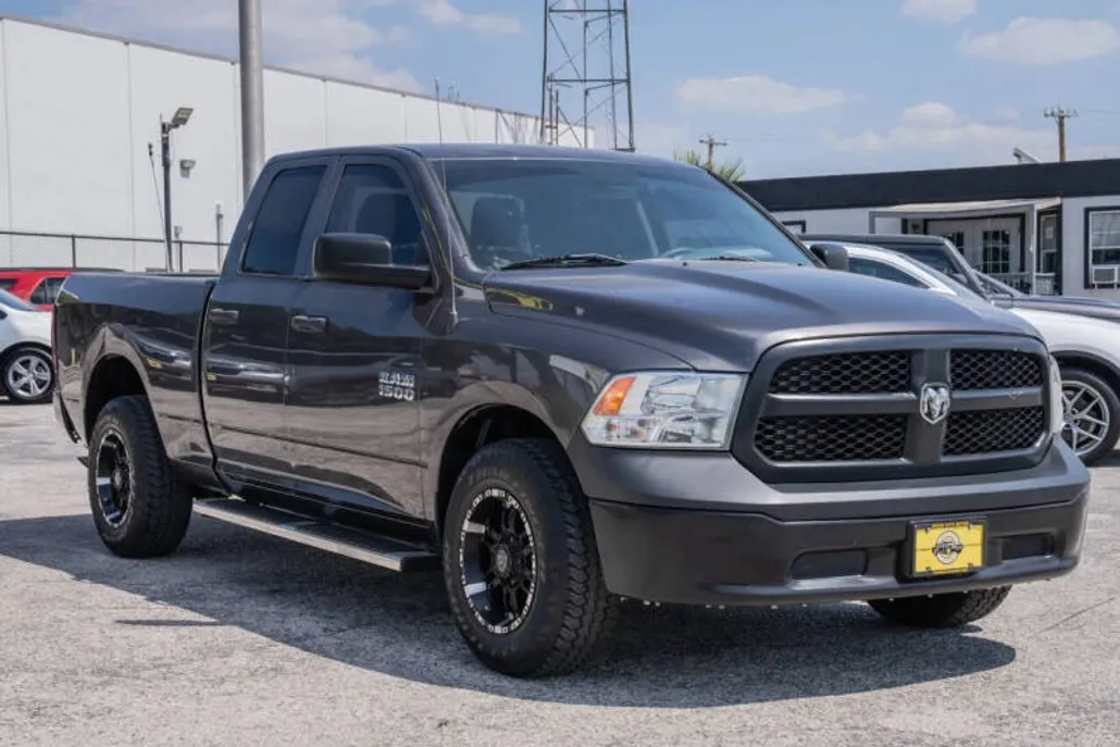 2018 Ram 1500 Tradesman photo 1