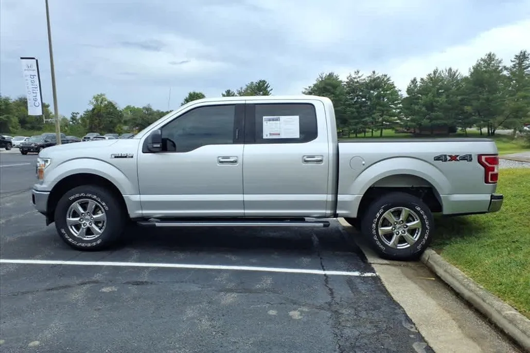 2019 Ford F-150 XLT photo 1