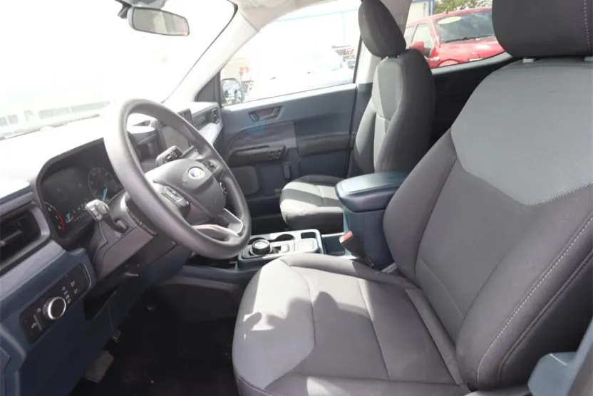 2022 Ford Maverick XL photo 1