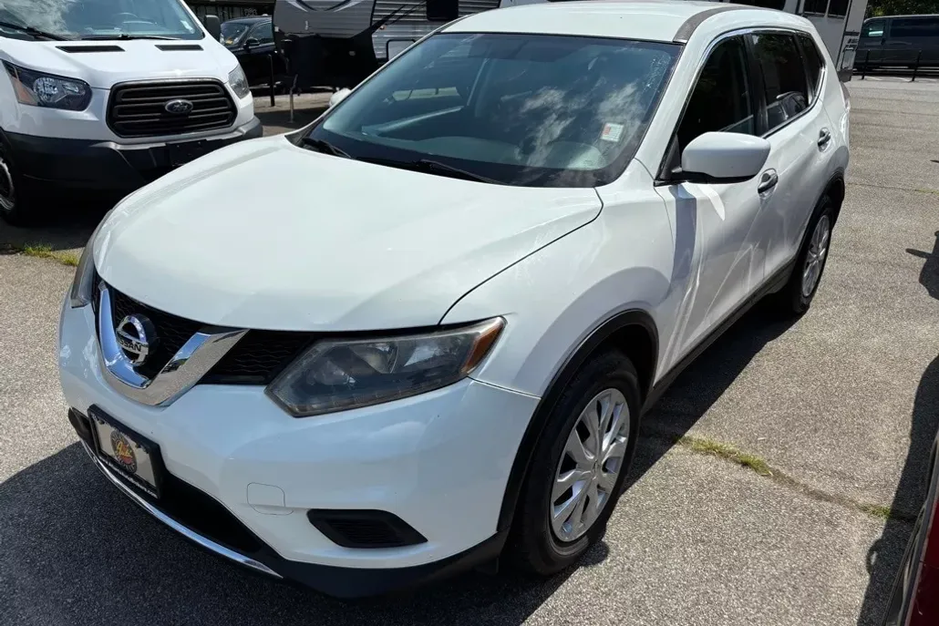 2016 Nissan Rogue S photo 1