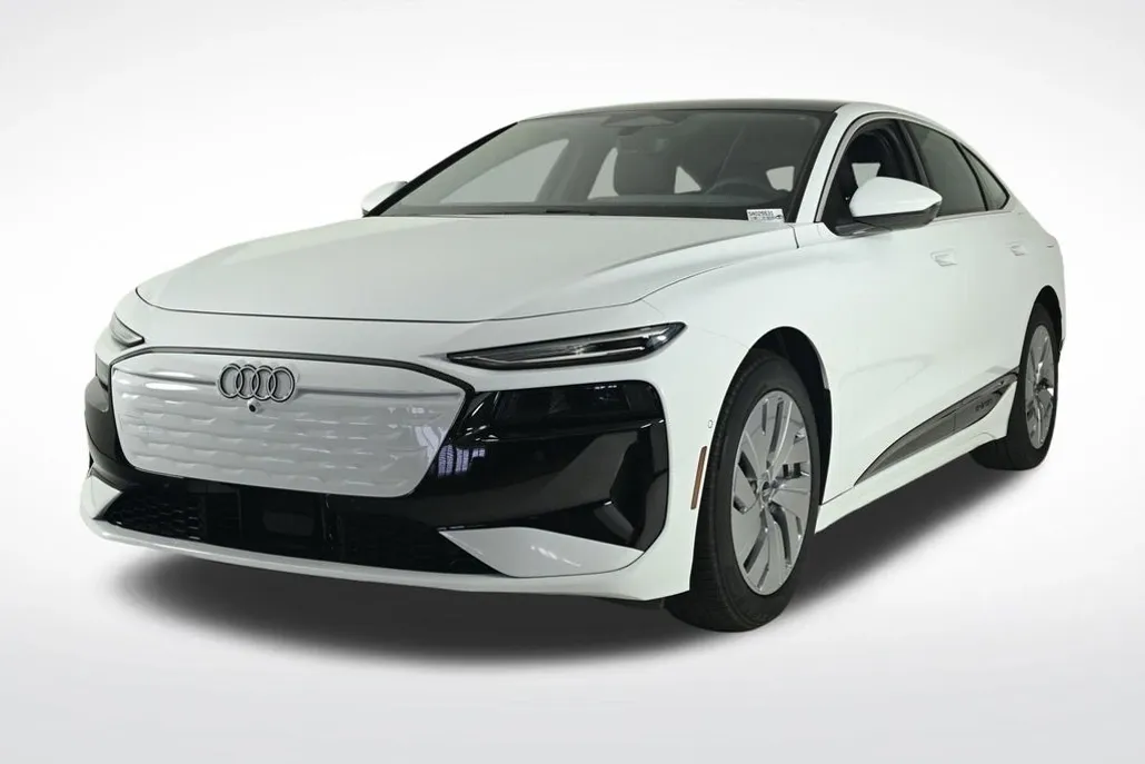 2025 Audi A6 Premium photo 1