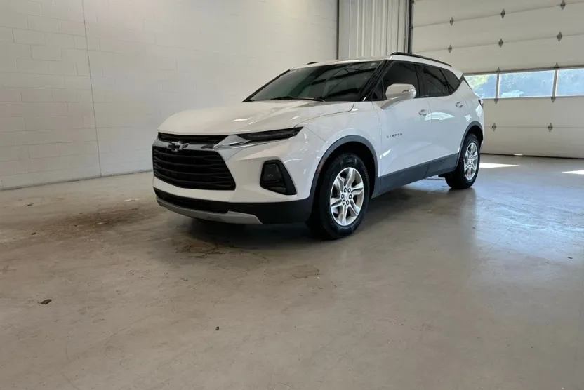 2020 Chevrolet Blazer 2LT photo 1