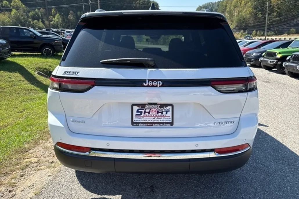 2025 Jeep Grand Cherokee Limited photo 1