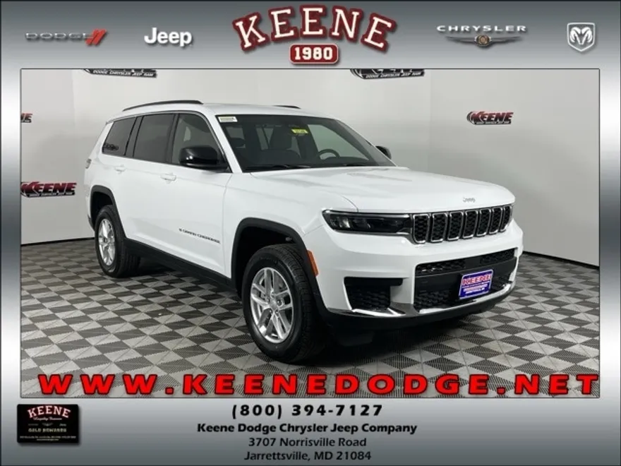 2025 Jeep Grand Cherokee Laredo photo 1