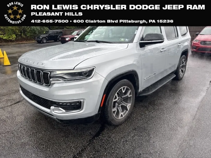 2023 Jeep Wagoneer Series III photo 1
