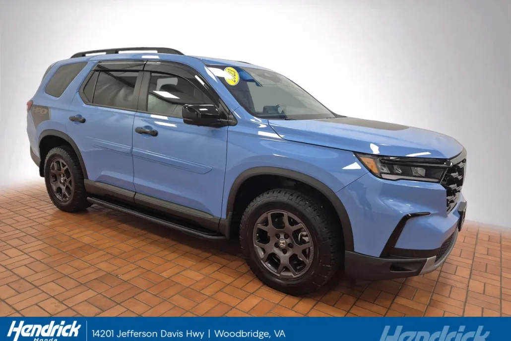 2023 Honda Pilot TrailSport photo 1