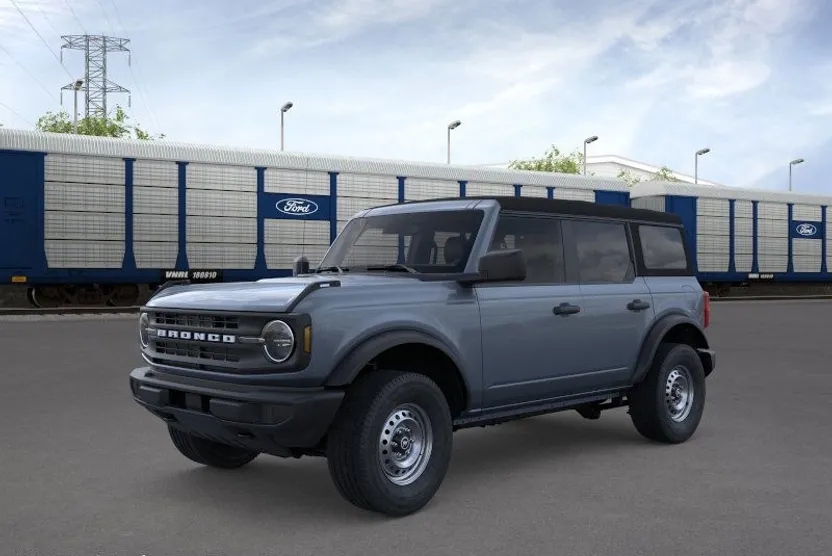 2025 Ford Bronco Base photo 1