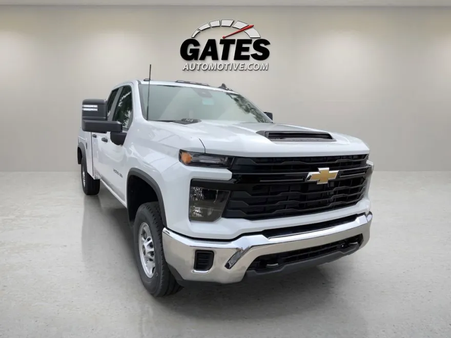 2024 Chevrolet Silverado 2500HD photo 1