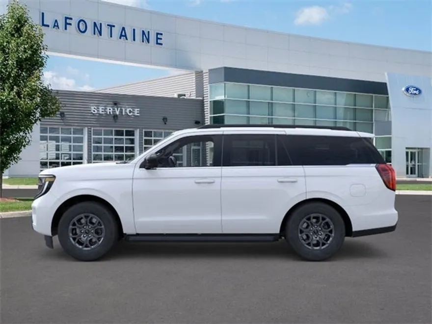 2025 Ford Expedition photo 1