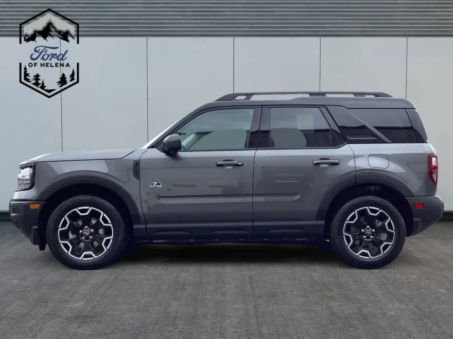 2025 Ford Bronco Sport Outer Banks photo 1