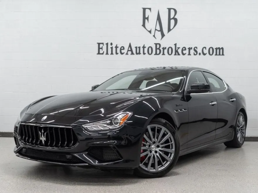 2022 Maserati Ghibli Modena Q4 photo 1