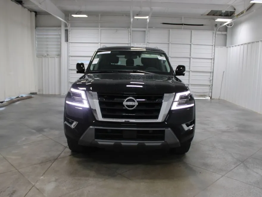 2024 Nissan Armada SL photo 1