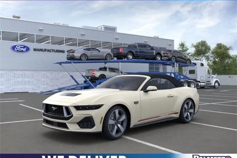 2025 Ford Mustang GT Premium photo 1