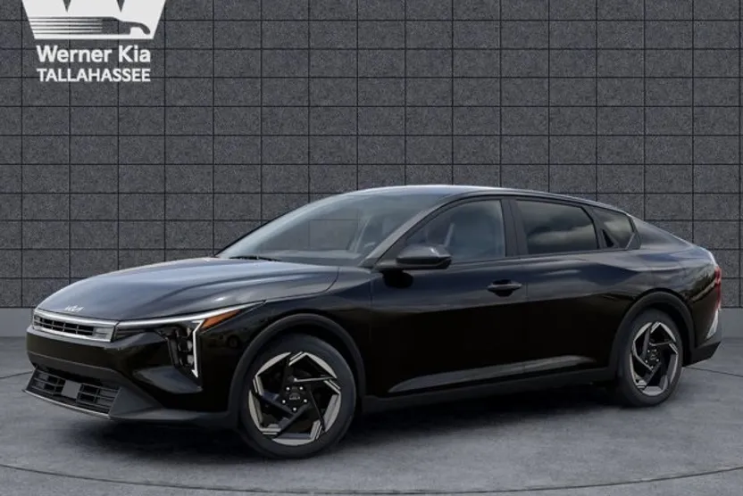 2025 Kia K4 EX photo 1