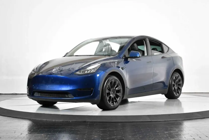 2021 Tesla Model Y Long Range photo 1