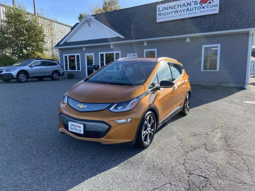 2017 Chevrolet Bolt EV Premier photo 1