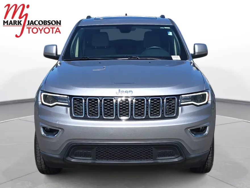 2021 Jeep Grand Cherokee Laredo E photo 1