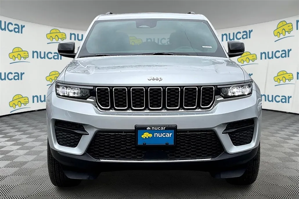 2025 Jeep Grand Cherokee Laredo X photo 1