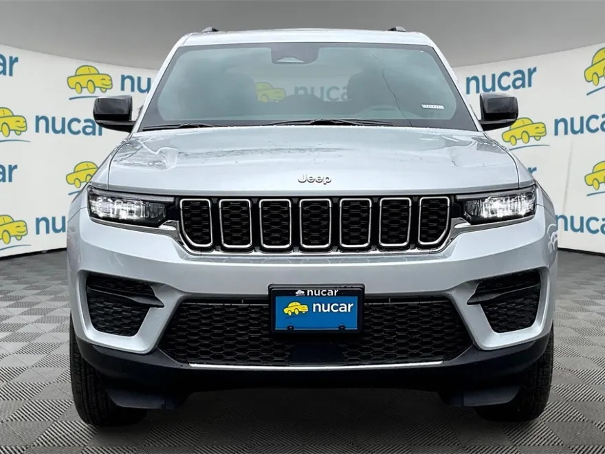 2025 Jeep Grand Cherokee Laredo X photo 1