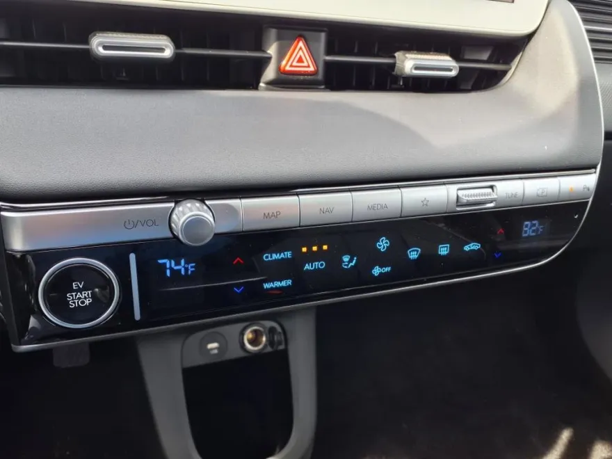 2024 Hyundai Ioniq 5 Limited photo 17
