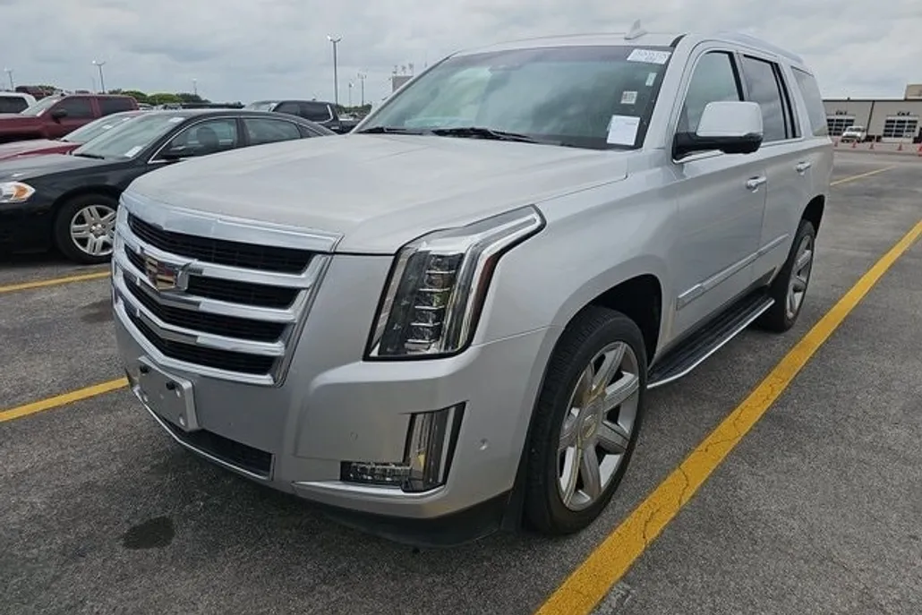2020 Cadillac Escalade Luxury photo 1