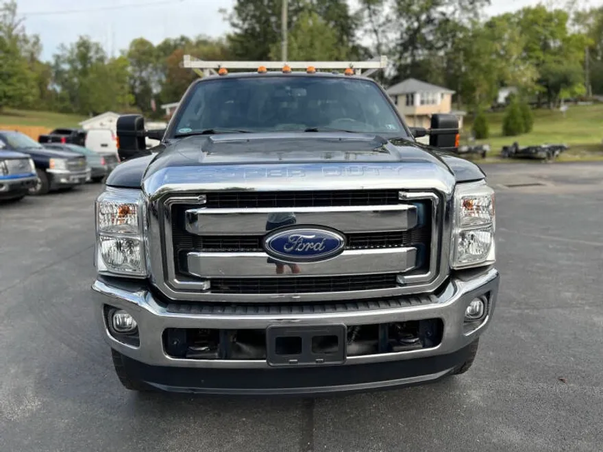 2015 Ford F-350 Lariat photo 1