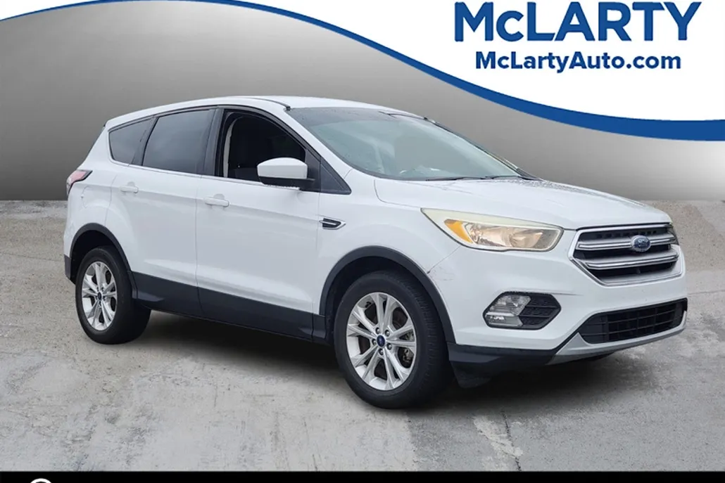 2017 Ford Escape SE photo 1