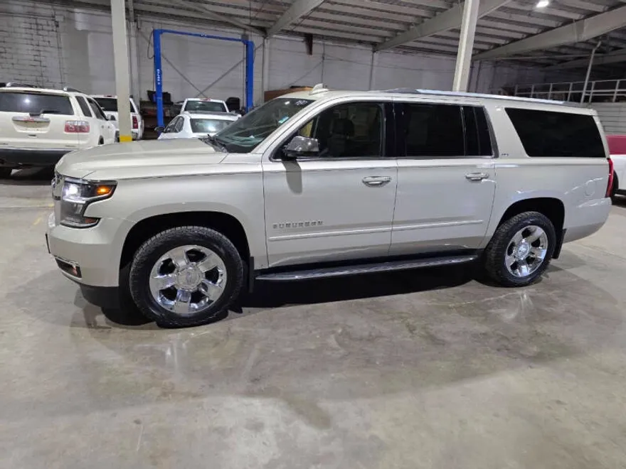 2016 Chevrolet Suburban LTZ photo 1