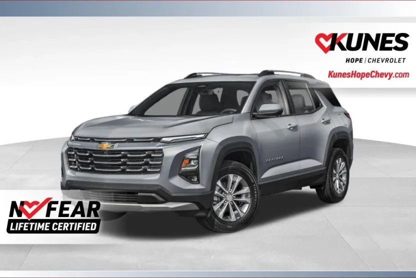 2026 Chevrolet Equinox LT photo 1