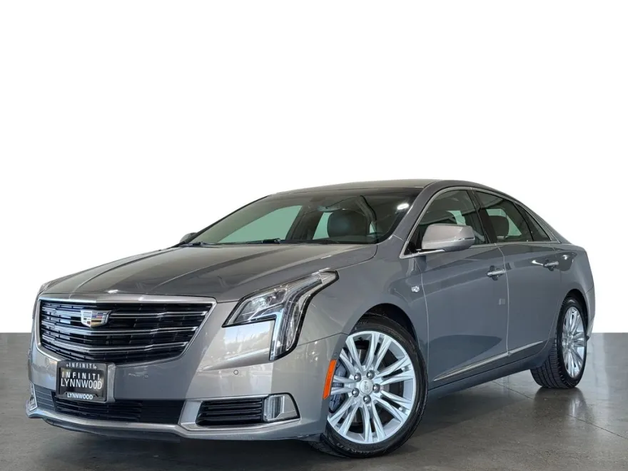 2019 Cadillac XTS Luxury photo 1