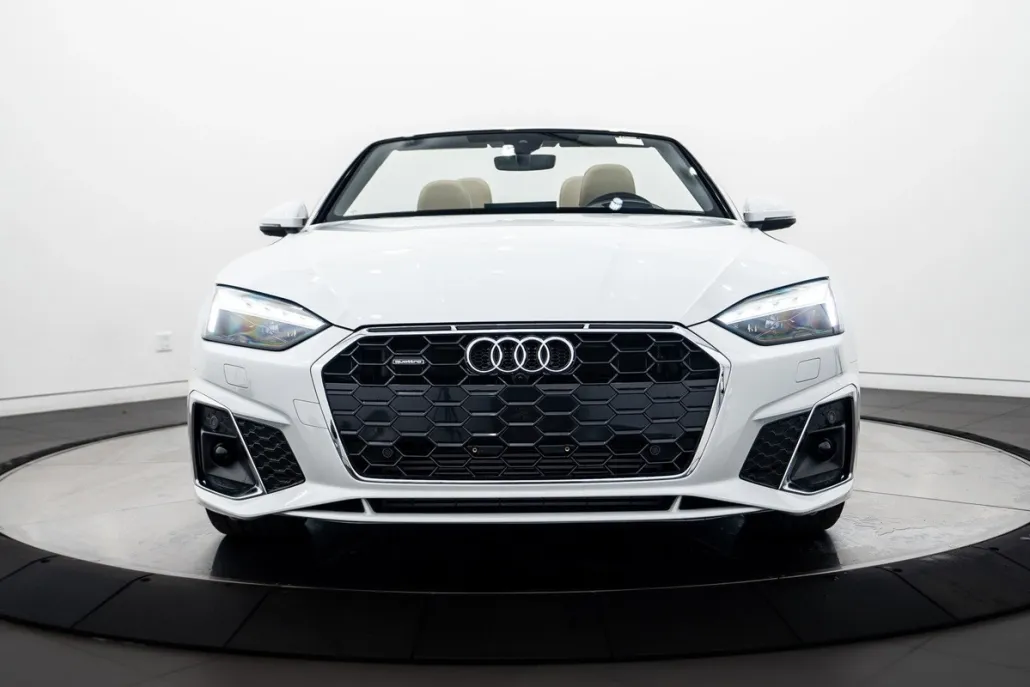 2024 Audi A5 45 S line Prestige photo 1