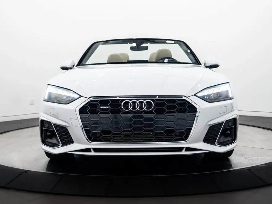 2024 Audi A5 45 S line Prestige photo 1