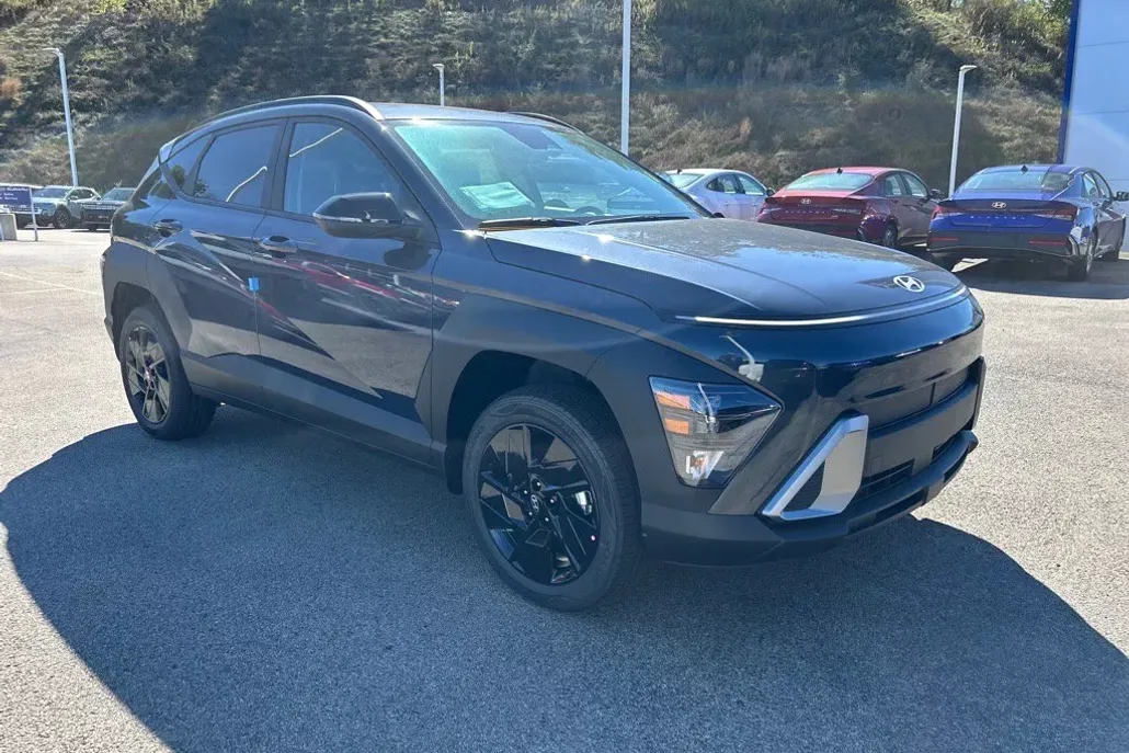 2026 Hyundai Kona SEL photo 1
