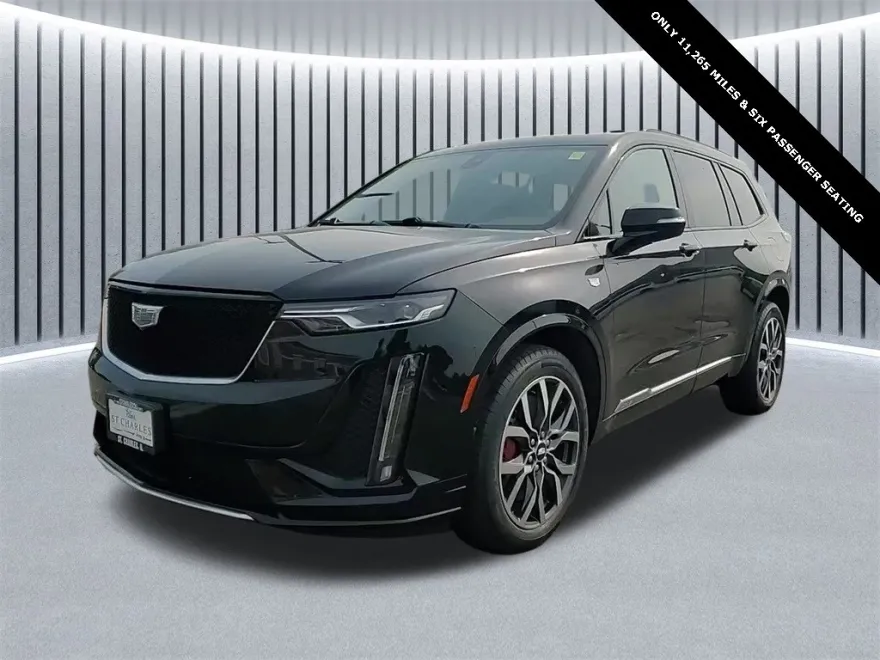 2023 Cadillac XT6 Sport photo 1