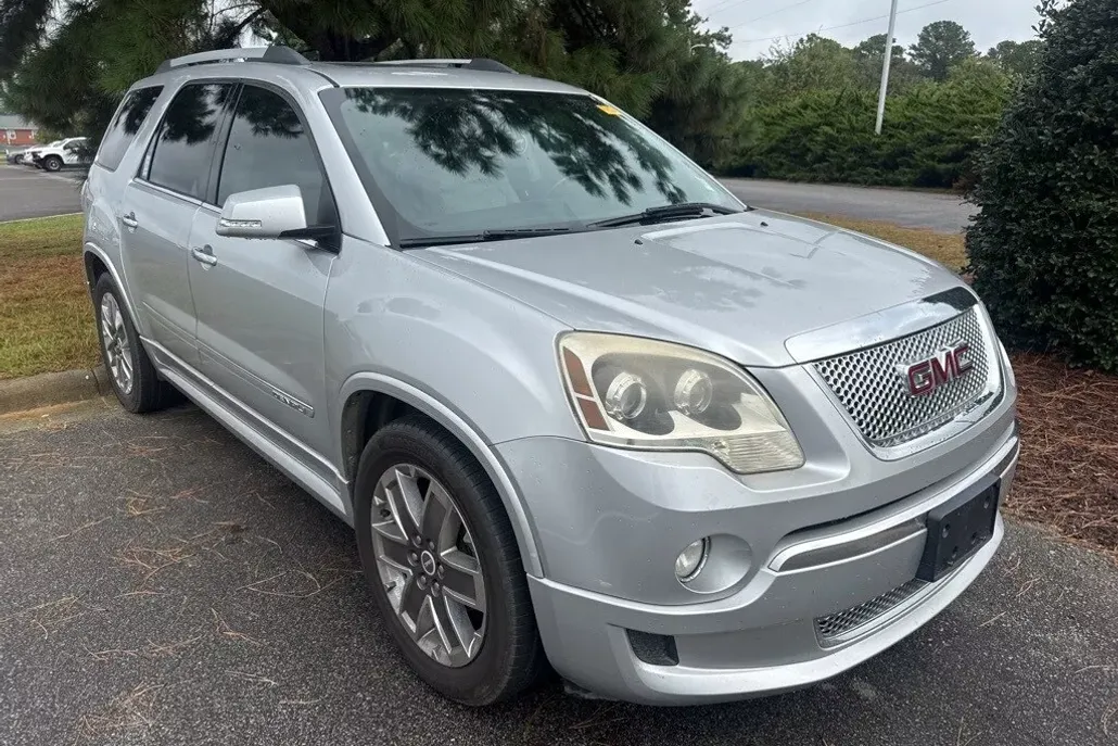 2012 Gmc Acadia Denali photo 1
