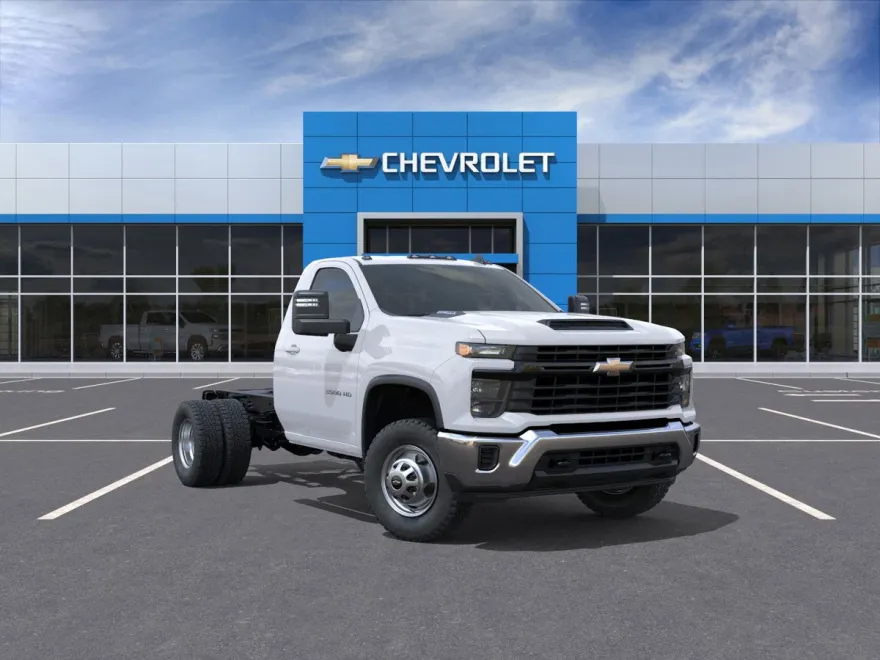 2025 Chevrolet Silverado 3500HD Work Truck photo 1