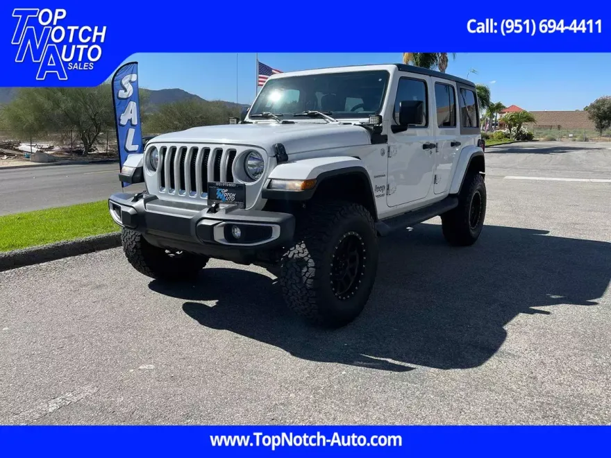 2018 Jeep Wrangler Unlimited Sahara photo 1