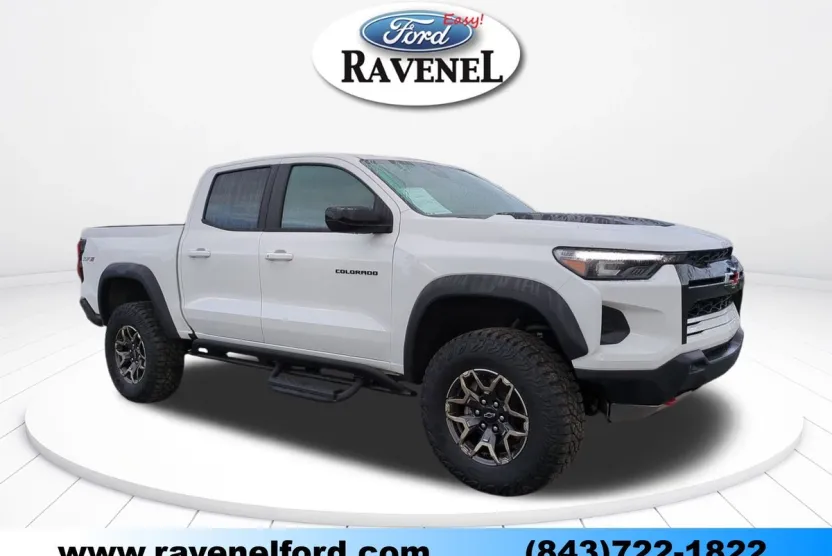 2023 Chevrolet Colorado ZR2 photo 1