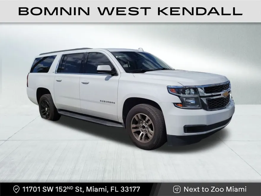 2020 Chevrolet Suburban LT photo 1