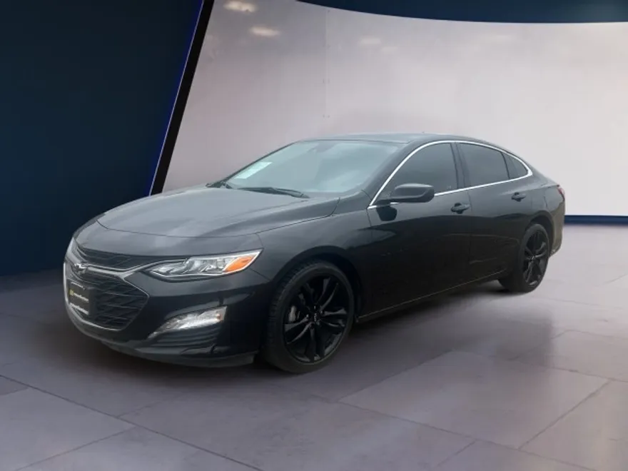 2023 Chevrolet Malibu 2LT photo 1
