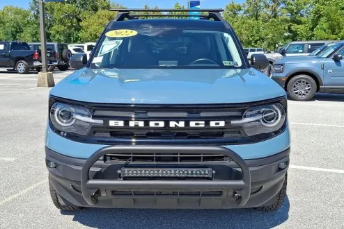 2022 Ford Bronco Sport Outer Banks photo 3