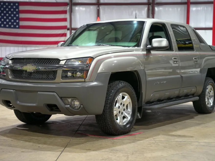 2002 Chevrolet Avalanche Z71 photo 1