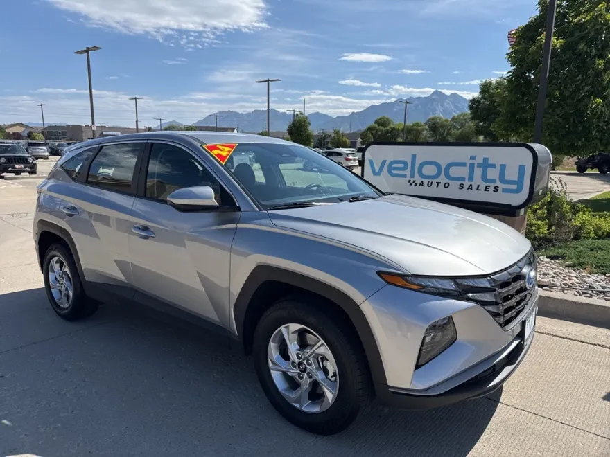 2024 Hyundai Tucson SE photo 1