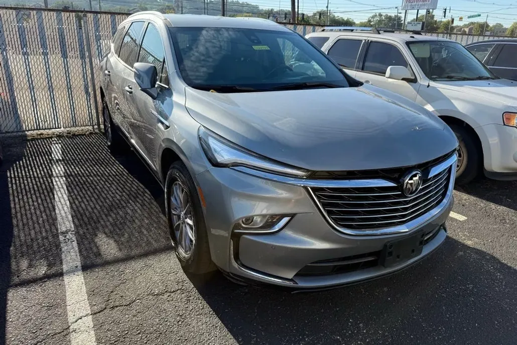 2024 Buick Enclave Premium photo 1