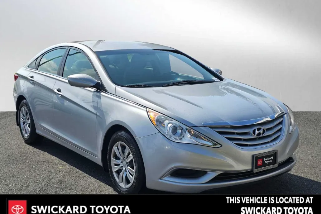 2012 Hyundai Sonata GLS photo 1