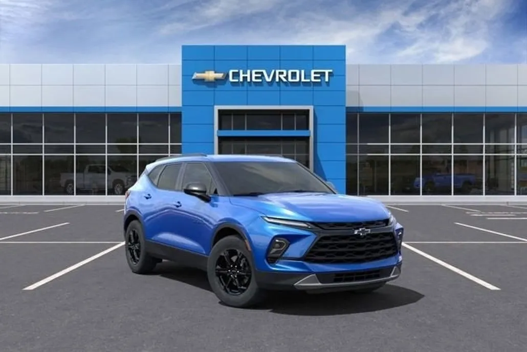 2025 Chevrolet Blazer 2LT photo 1